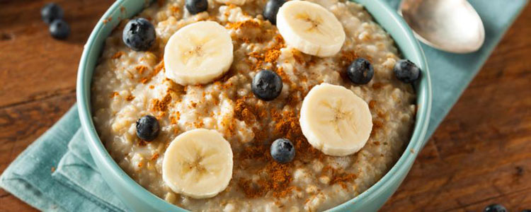 oatmeal-fruit-and-cinnamon